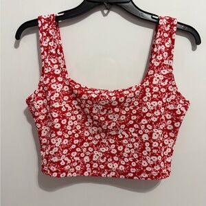 SHEIN Scarlet Floral Print Crop Top